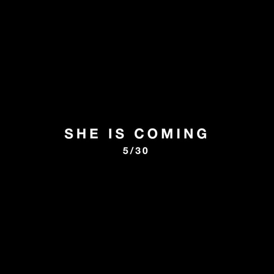 SHE IS COMING (Reissue)